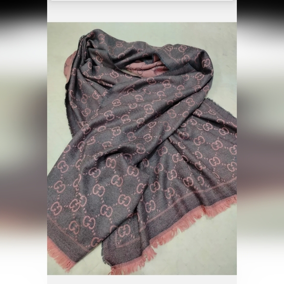 Gucci wool scarf - Picture 13 of 14